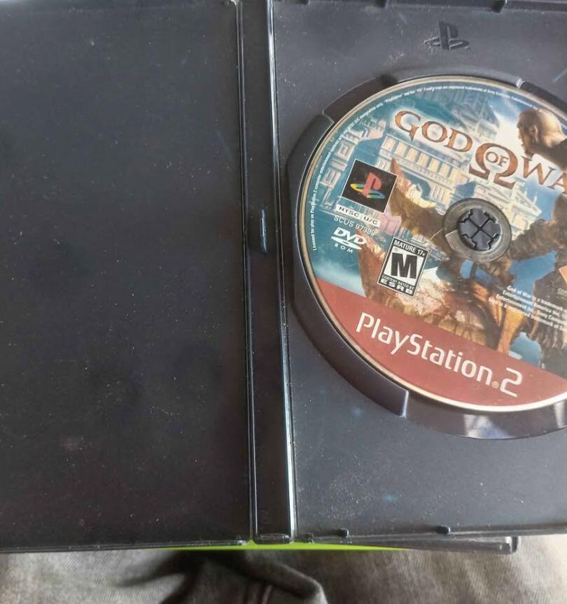 God of war ps2 leer publicación