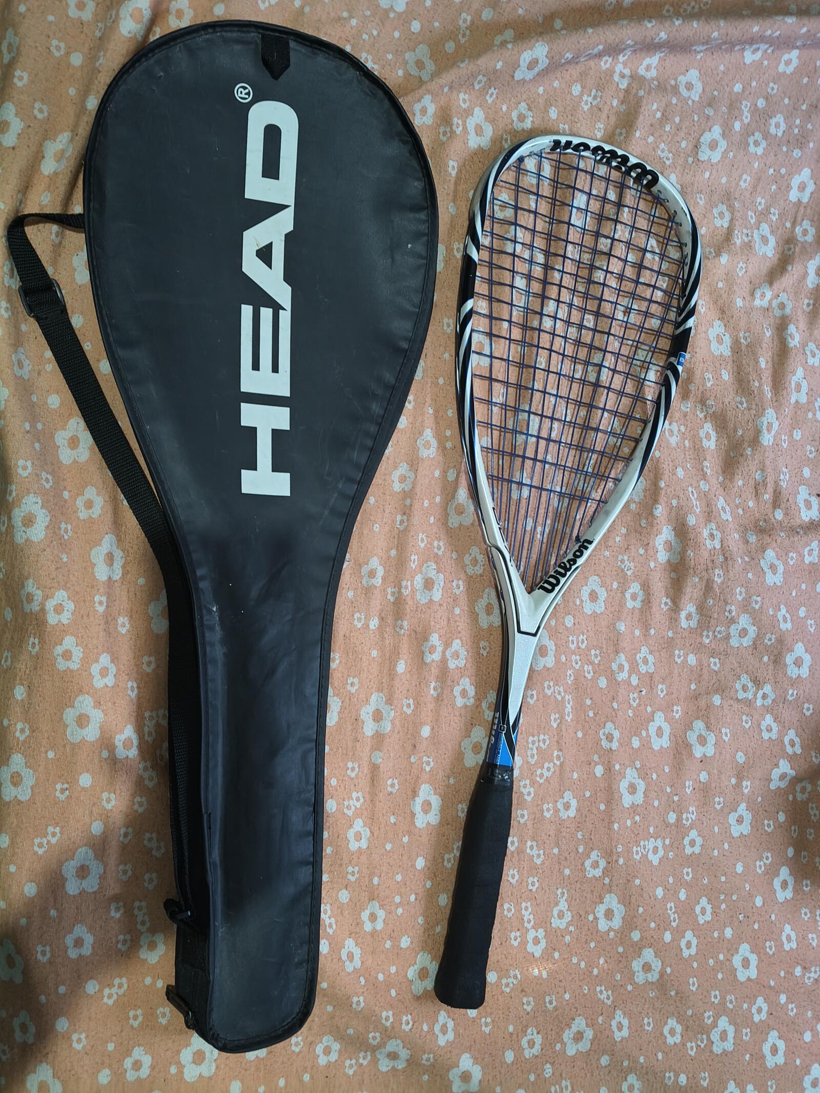 Raqueta de Squash Wilson Blanca + Funda HEAD