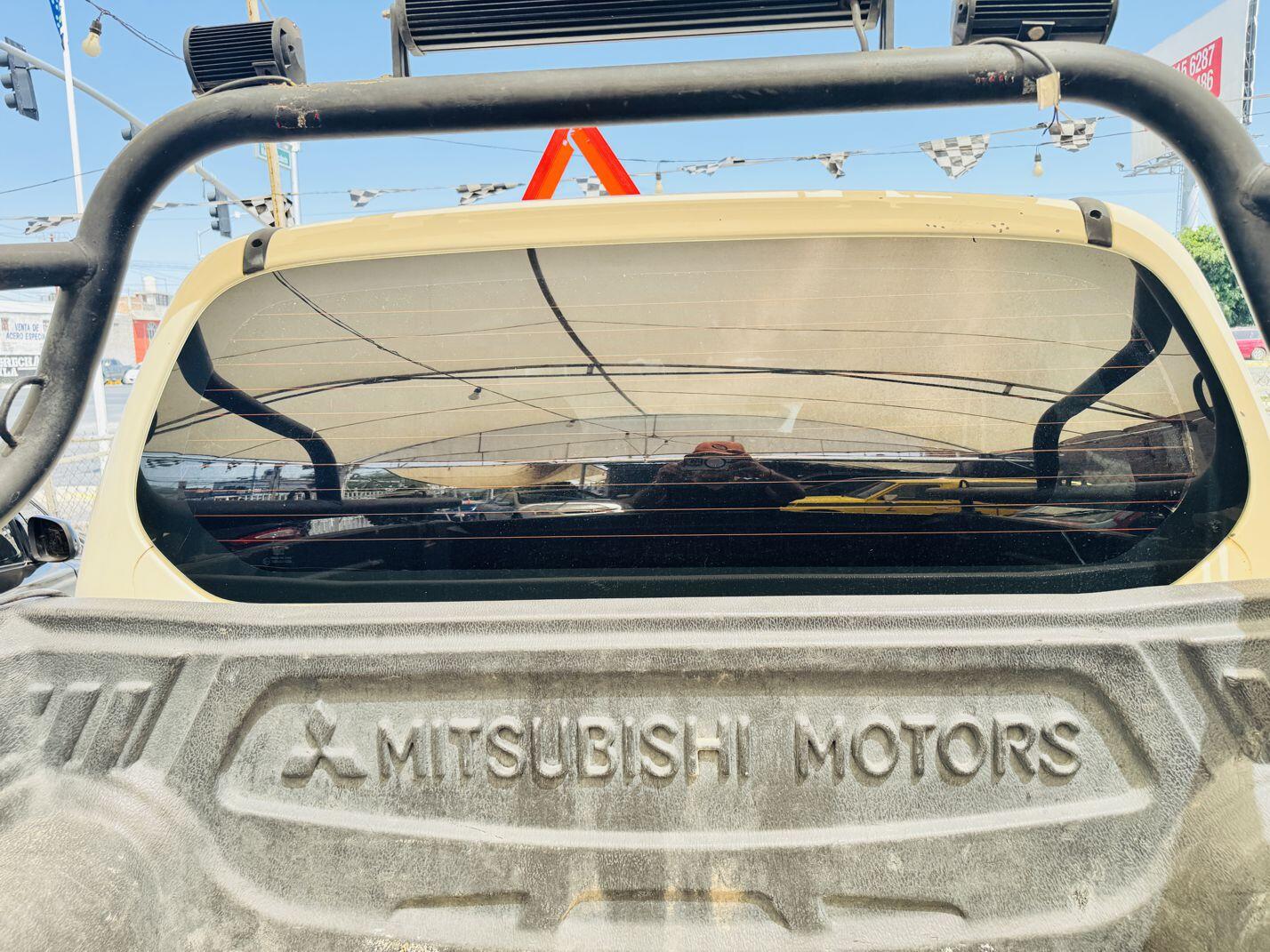 Mitsubishi Diésel 2009 – Fuerza, Ahorro y Equipo Completo