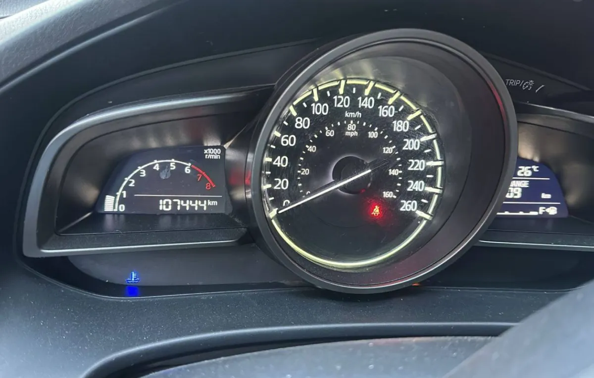 MAZDA 3, 2017