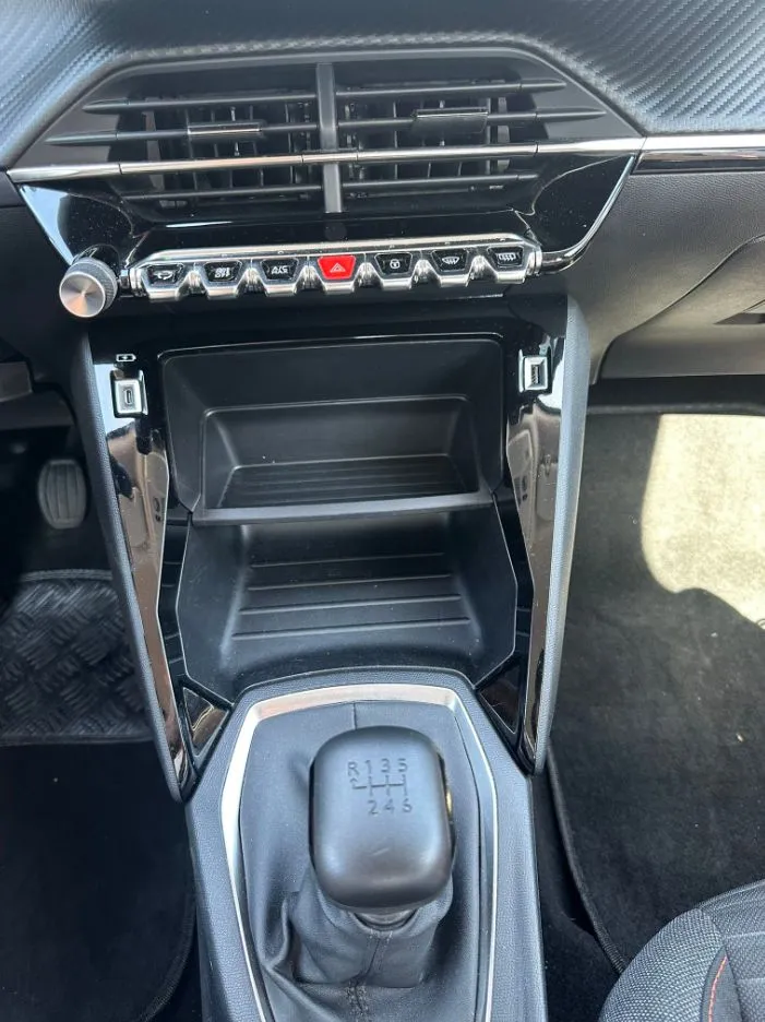 🚗 Peugeot 2008 (2021) Impecable • Solo 90mil km • Ya en Torrevieja