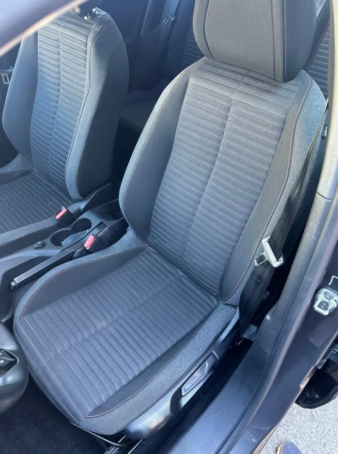🚗 Peugeot 2008 (2021) Impecable • Solo 90mil km • Ya en Torrevieja