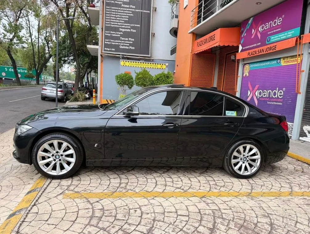BMW 330E LUXURY LINE 2017 (HÍBRIDO ENCHUFABLE)