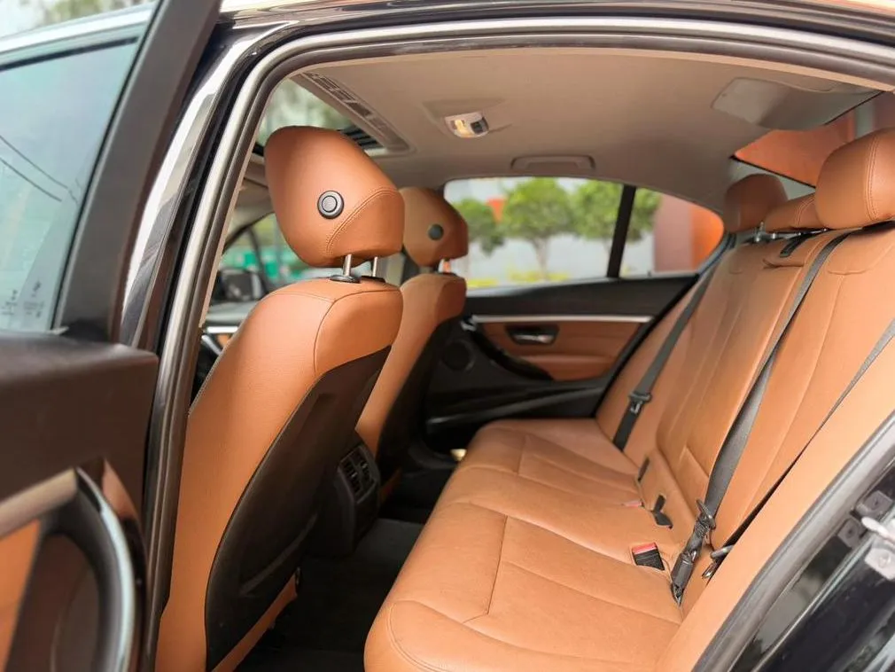 BMW 330E LUXURY LINE 2017 (HÍBRIDO ENCHUFABLE)