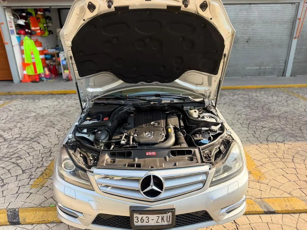 MERCEDES-BENZ C200 CGI SPORT 2014
