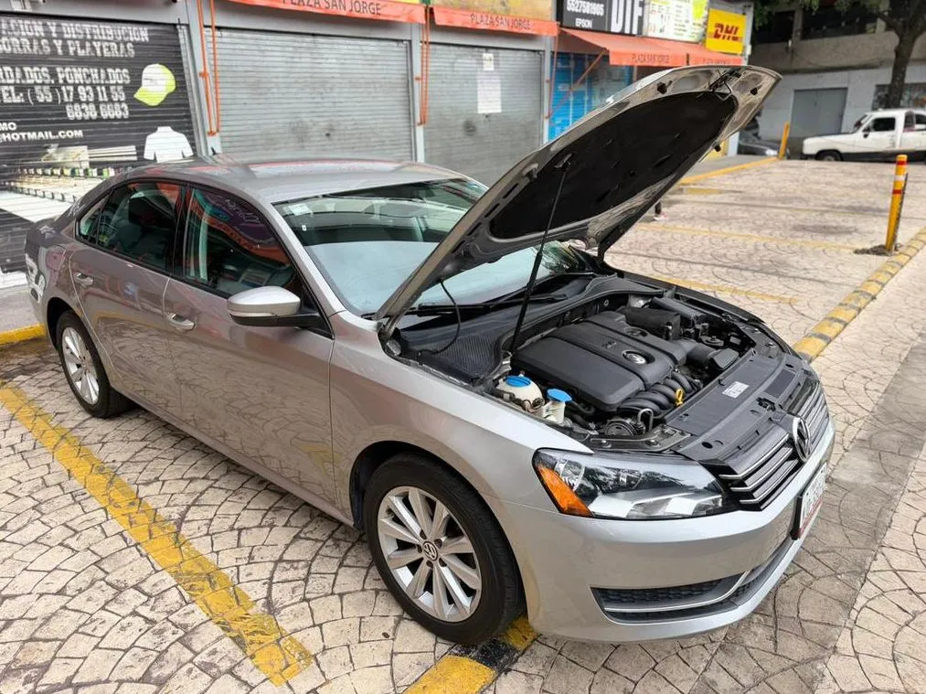 VOLKSWAGEN PASSAT COMFORTLINE 2013