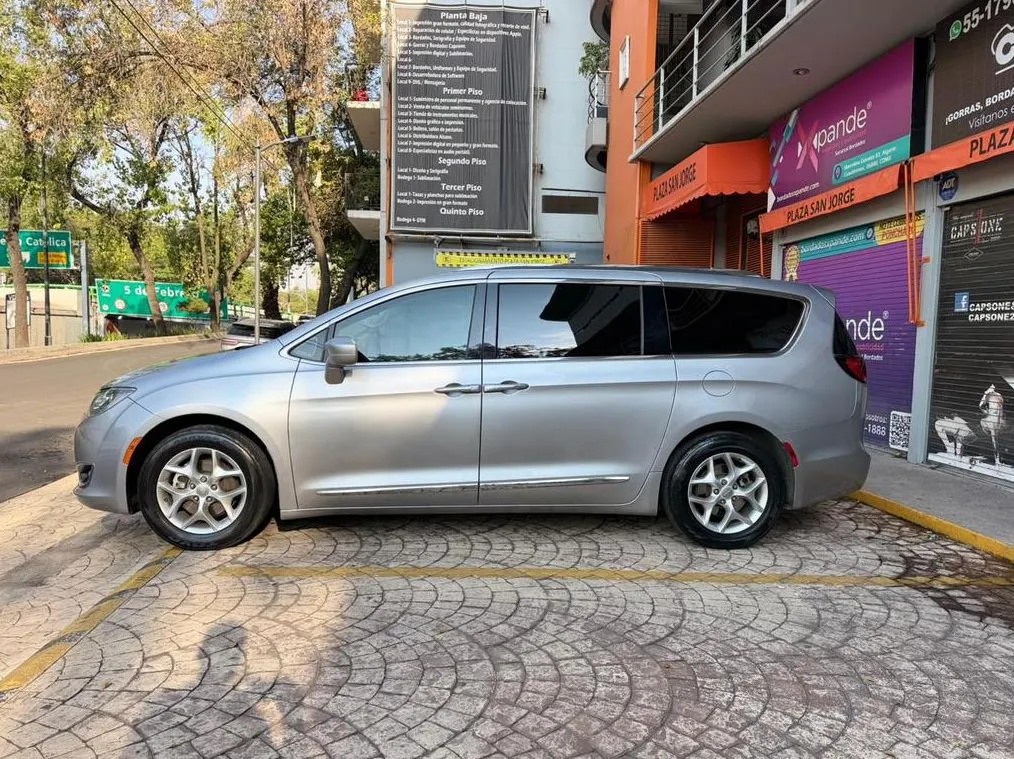 CHRYSLER PACIFICA 2018 LIMITED