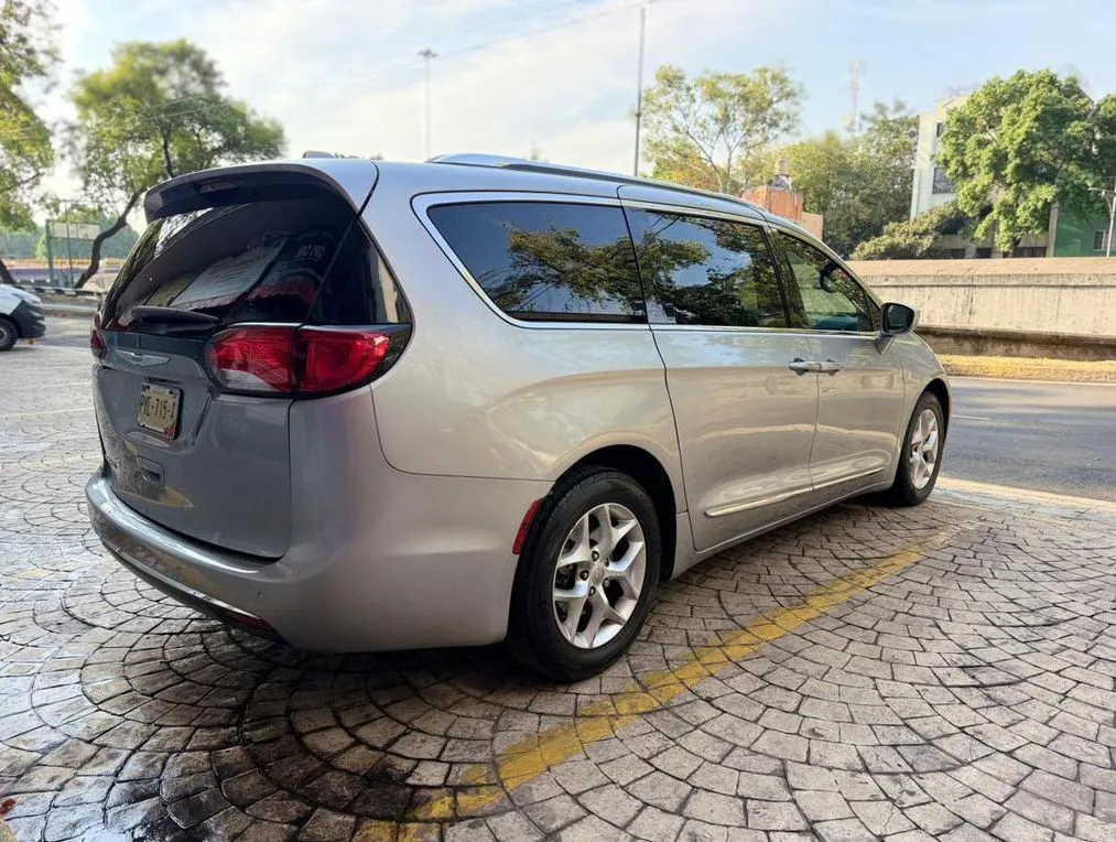 CHRYSLER PACIFICA 2018 LIMITED