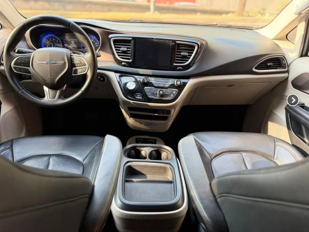 CHRYSLER PACIFICA 2018 LIMITED