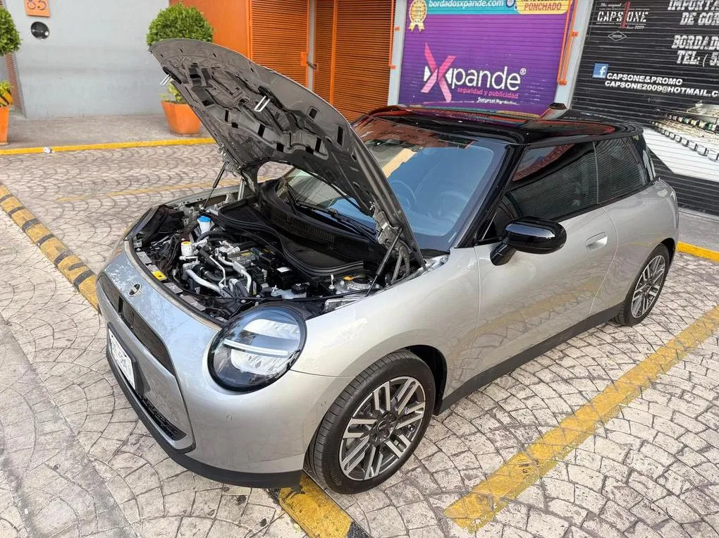 MINI COOPER E 2024 (ELÉCTRICO 100%)