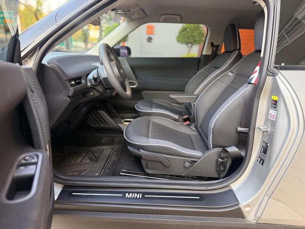 MINI COOPER E 2024 (ELÉCTRICO 100%)