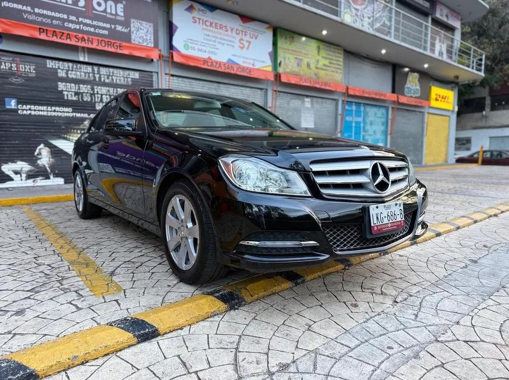 MERCEDES BENZ C180 2013
