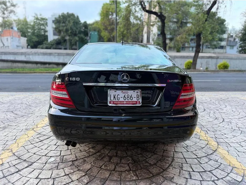MERCEDES BENZ C180 2013