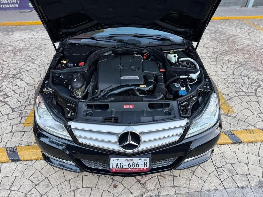 MERCEDES BENZ C180 2013