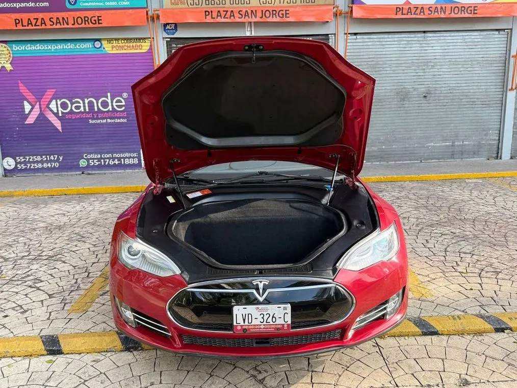 TESLA MODEL S 85D 2015