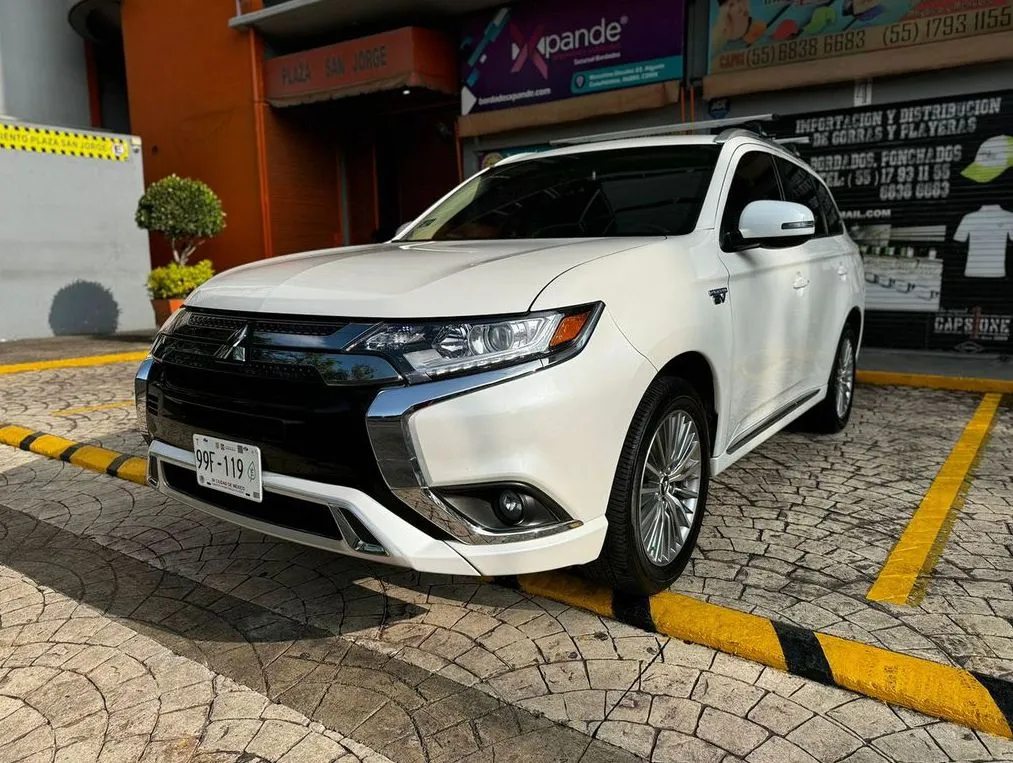 MITSUBISHI OUTLANDER PHEV 2020 HIBRIDA ENCHUFABLE