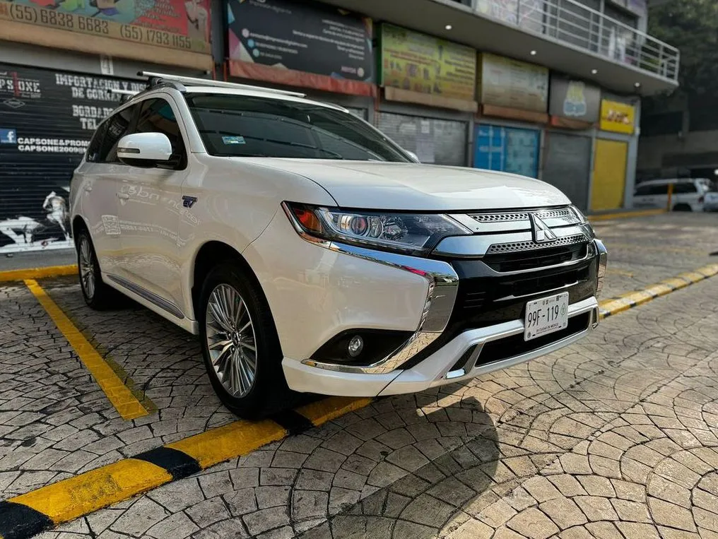 MITSUBISHI OUTLANDER PHEV 2020 HIBRIDA ENCHUFABLE