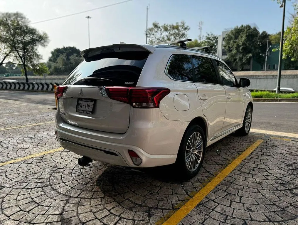 MITSUBISHI OUTLANDER PHEV 2020 HIBRIDA ENCHUFABLE