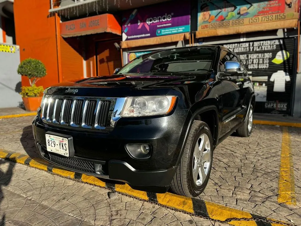 JEEP GRAND CHEROKEE LIMITED LUJO V8 HEMI 2012