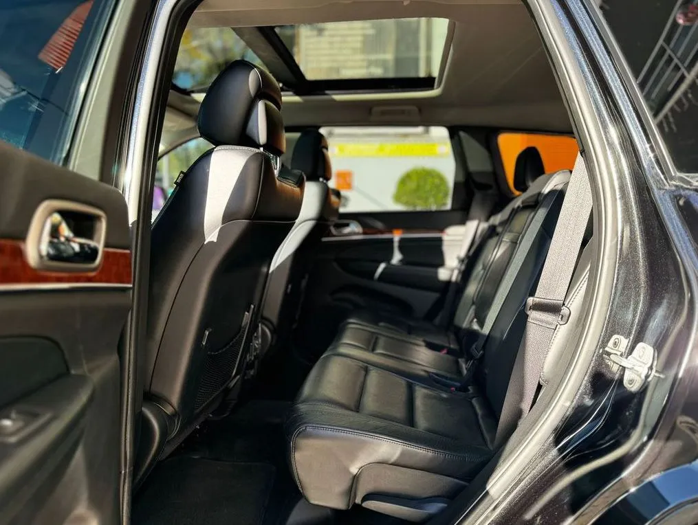 JEEP GRAND CHEROKEE LIMITED LUJO V8 HEMI 2012