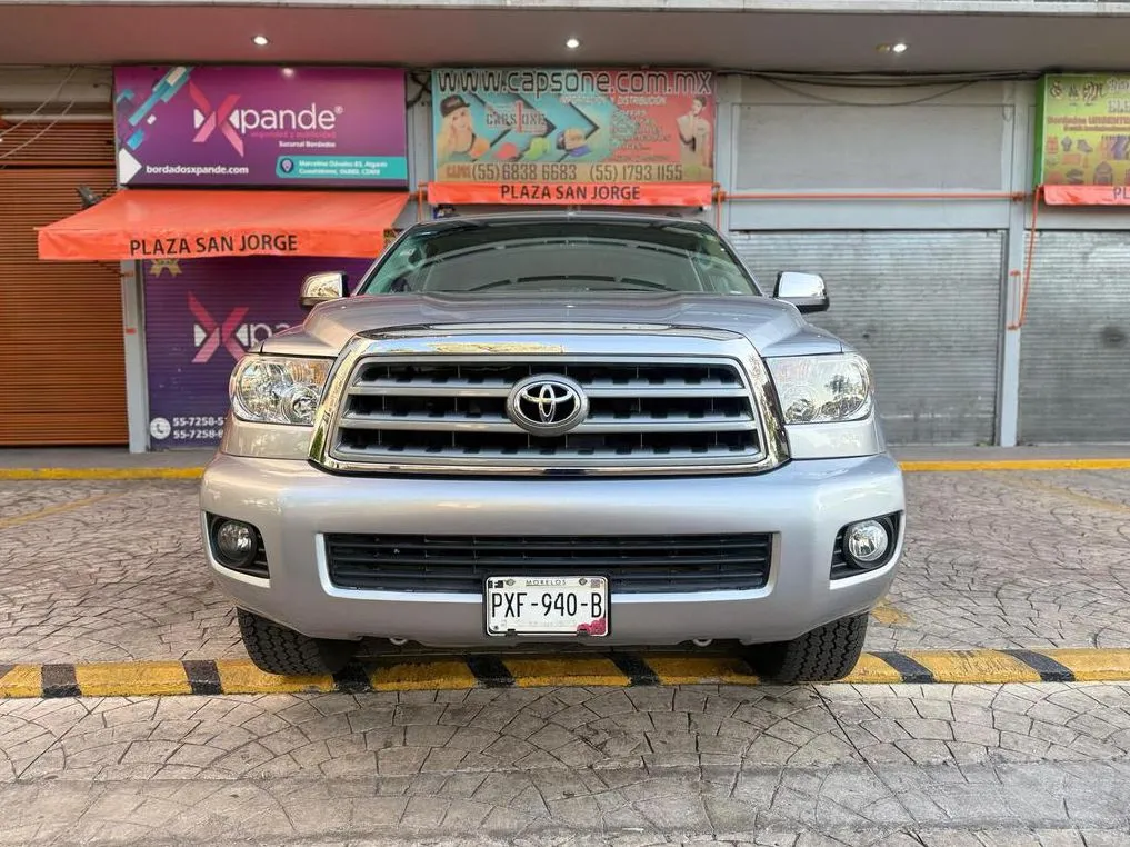 TOYOTA SEQUOIA LIMITED 2017 4X4
