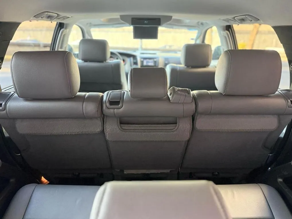 TOYOTA SEQUOIA LIMITED 2017 4X4