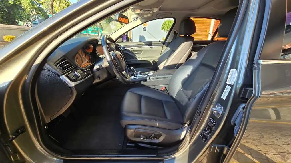 BMW 520iA 2015 TA