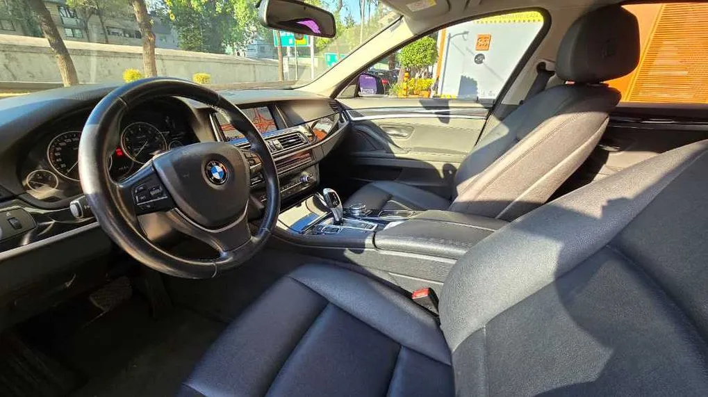 BMW 520iA 2015 TA
