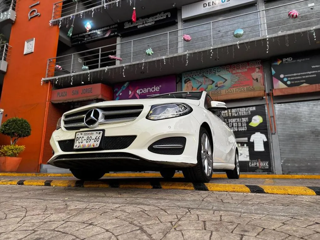 MERCEDES BENZ B 180 CGI 2017
