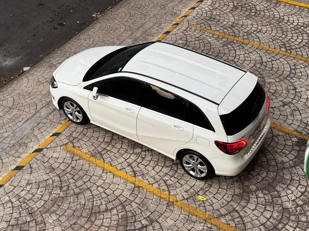 MERCEDES BENZ B 180 CGI 2017