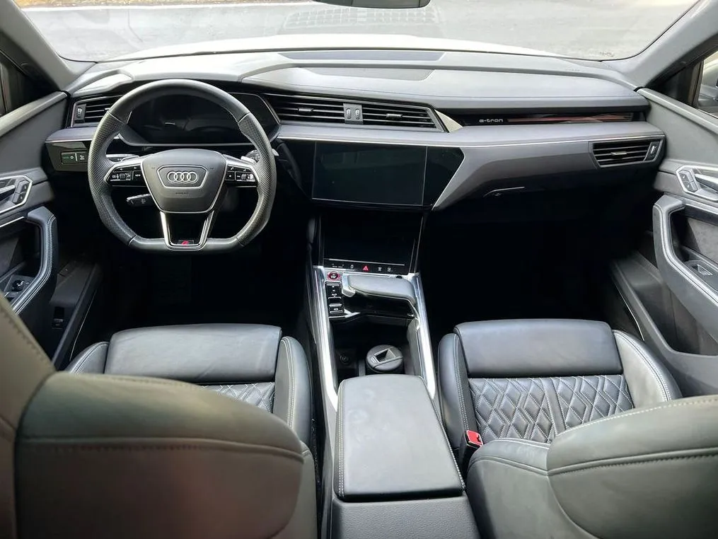 AUDI E-TRON S SPORTBACK 2022 100% ELÉCTRICO