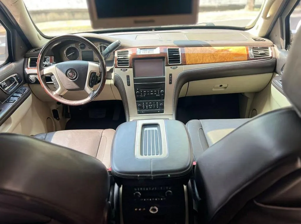 CADILLAC ESCALADE BLINDADA 2013 NIVEL AS3 ESTRATÉGICO