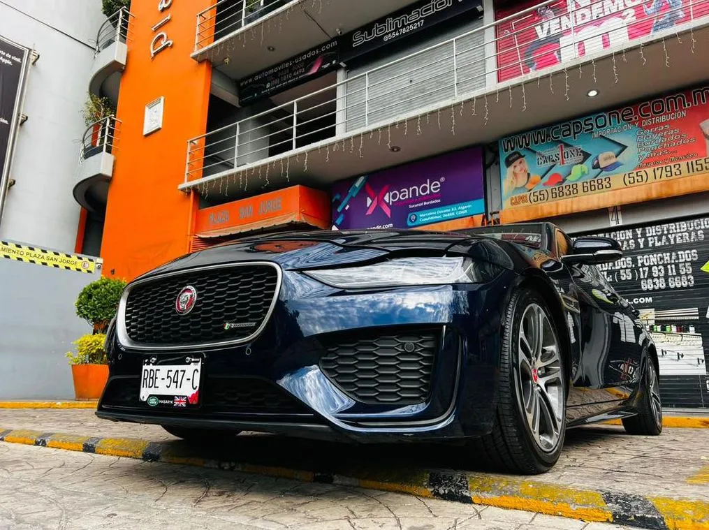 JAGUAR XE R DYNAMIC SE 300PS 2020