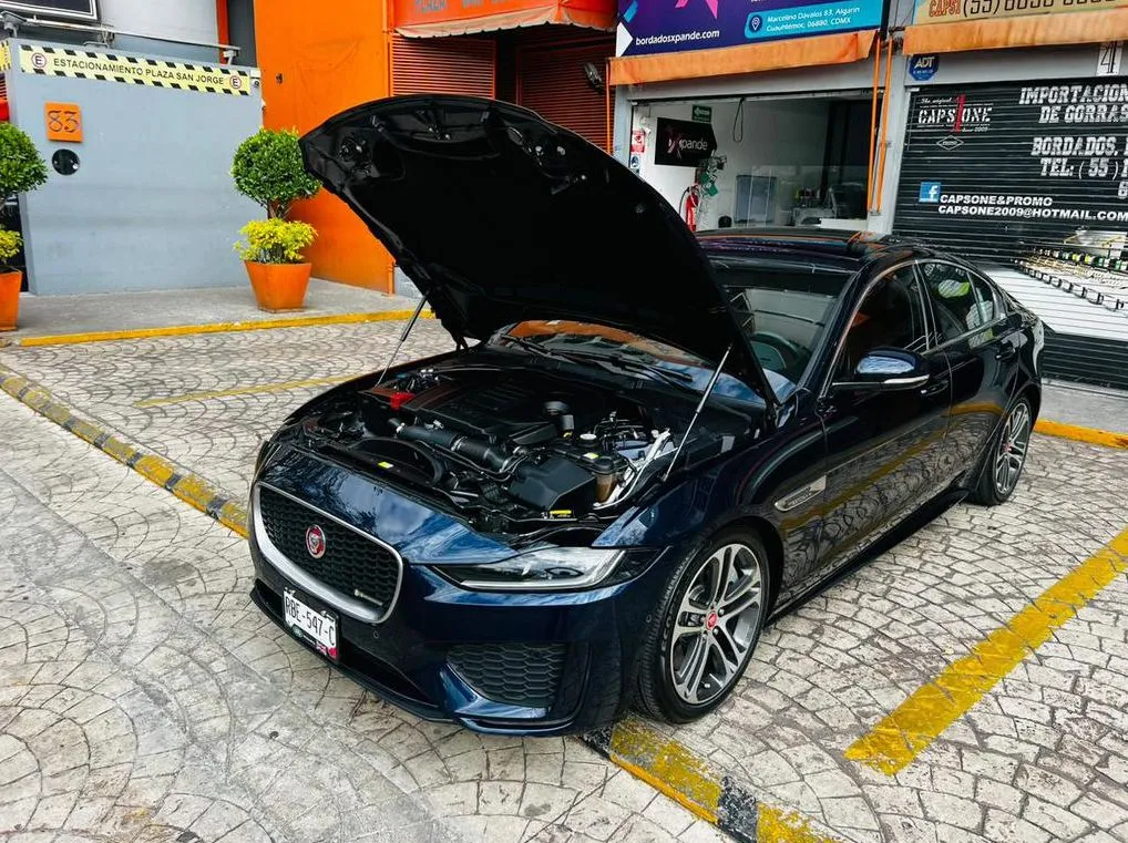 JAGUAR XE R DYNAMIC SE 300PS 2020