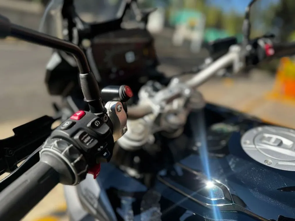 BMW F 850 2023 TRIPLE BLACK