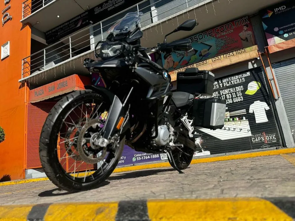 BMW F 850 2023 TRIPLE BLACK