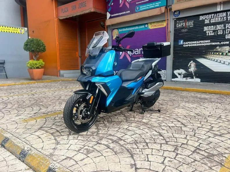 MOTO BMW C 400 X 2019