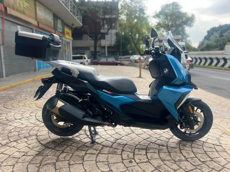 MOTO BMW C 400 X 2019