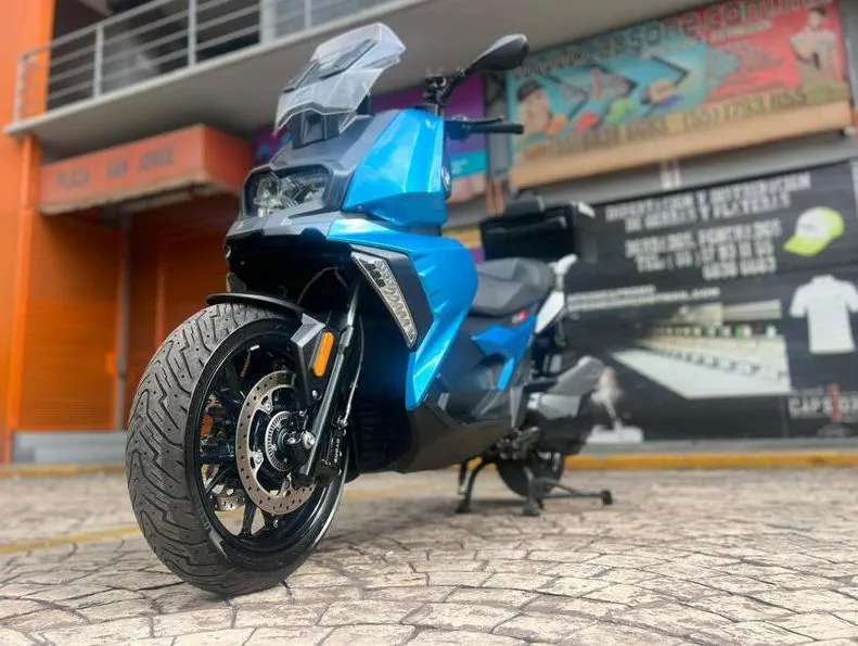 MOTO BMW C 400 X 2019