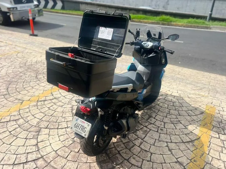 MOTO BMW C 400 X 2019