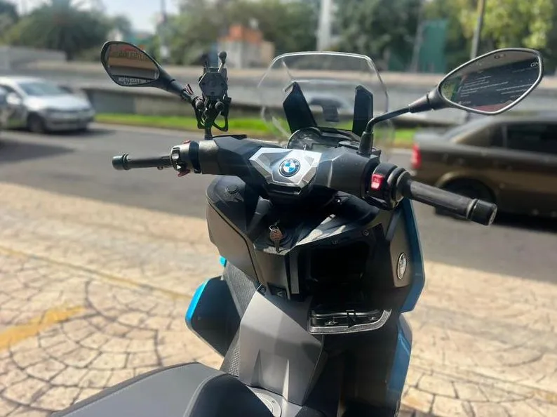 MOTO BMW C 400 X 2019