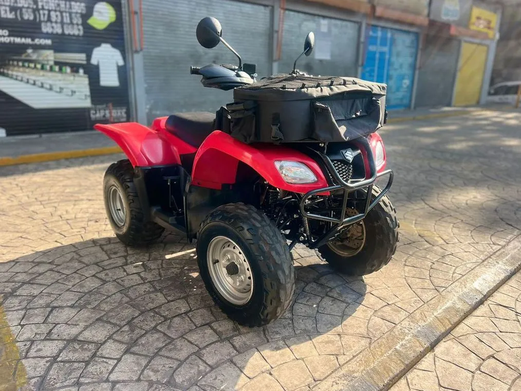 CUATRIMOTO SUZUKI TODO TERRENO LT-F250 2011