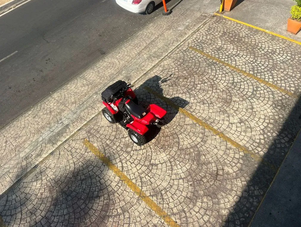 CUATRIMOTO SUZUKI TODO TERRENO LT-F250 2011