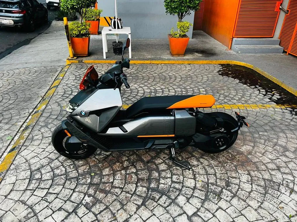 BMW CE04 2022 100% ELÉCTRICA NACIONAL