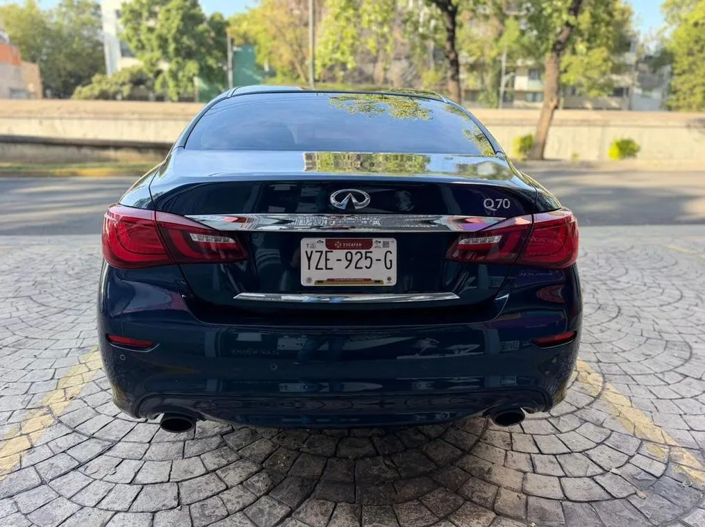 INFINITI Q70 SEDUCTION 2018