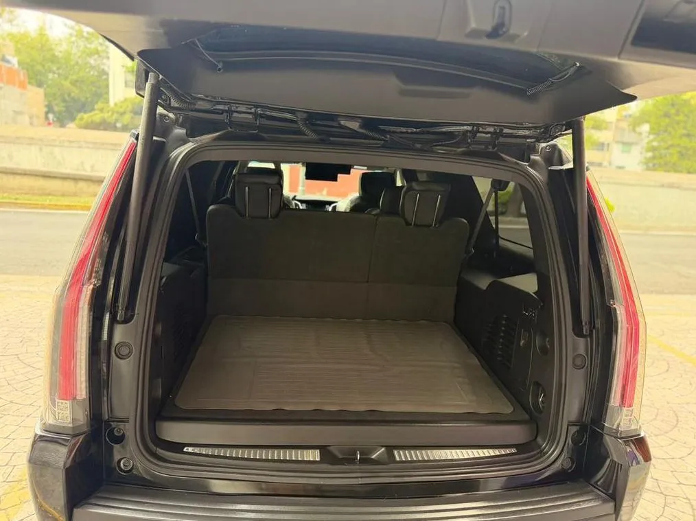 CADILLAC ESCALADE ESV AWD PLATINUM 2019
