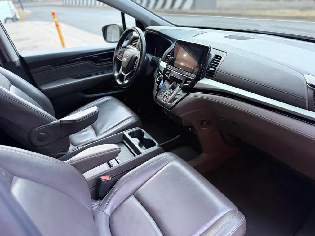 HONDA ODYSSEY TOURING 2019