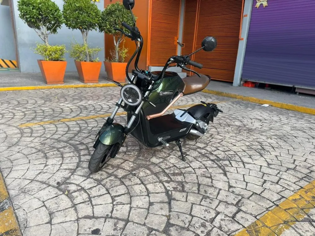 MOTO 100% ELÉCTRICA SUNRA MIKU MAX 2019