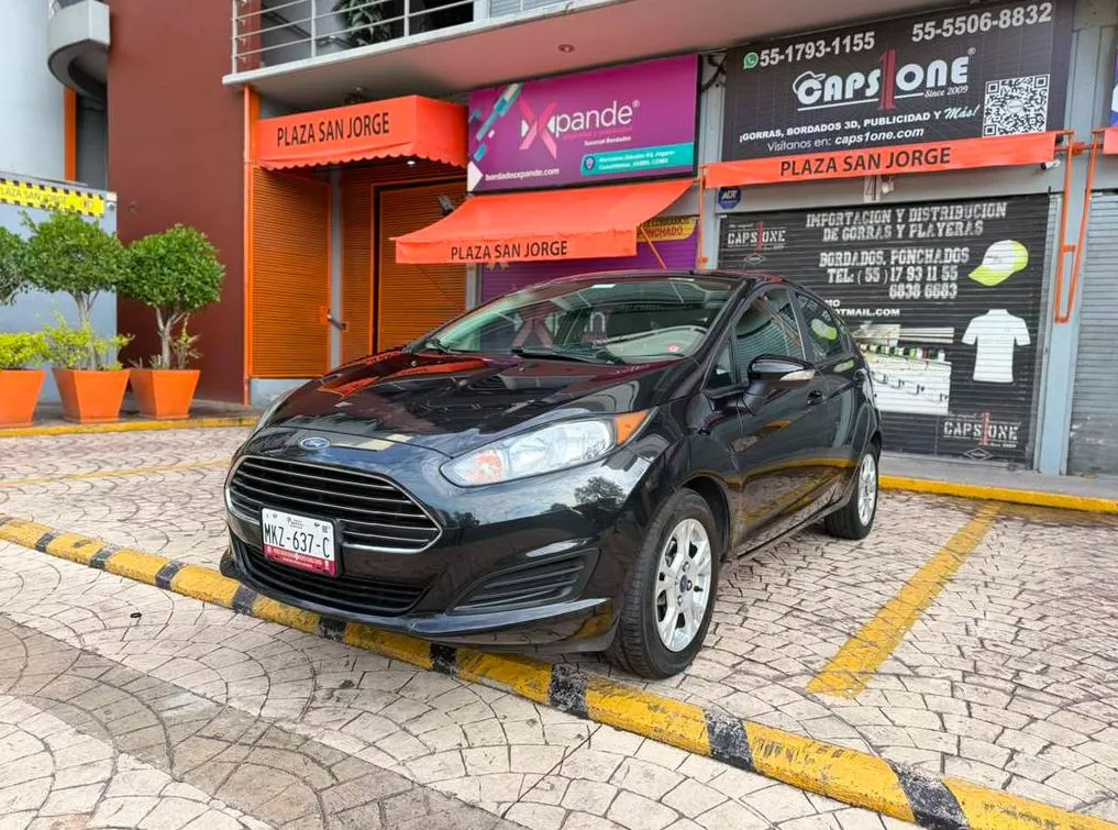 FORD FIESTA SE HB 2015