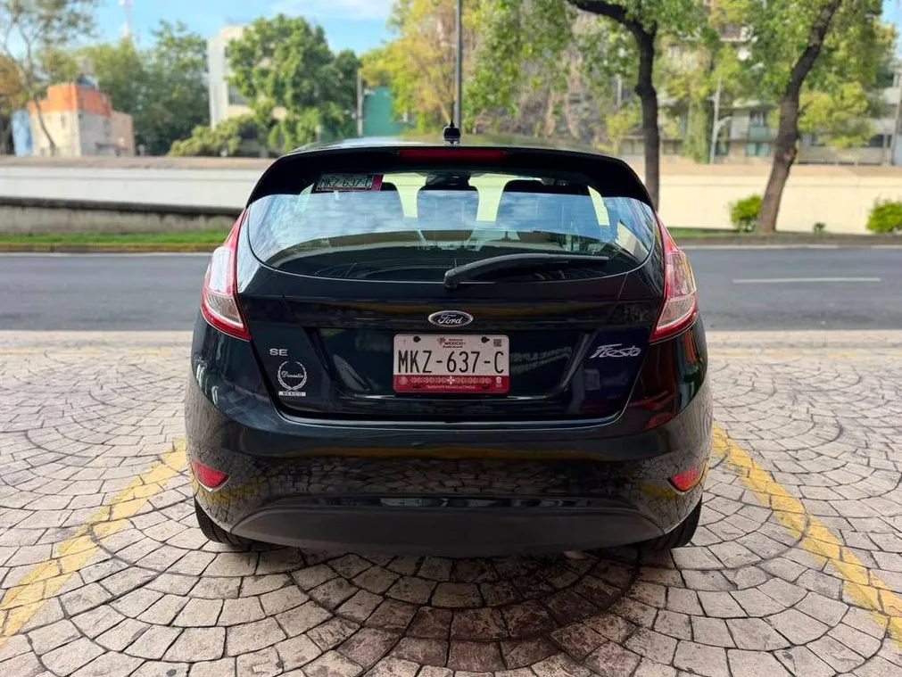 FORD FIESTA SE HB 2015